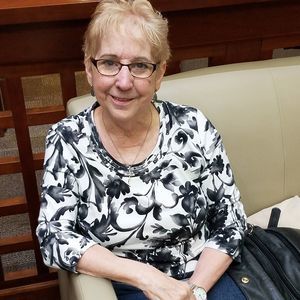 Meet your Posher, Linda